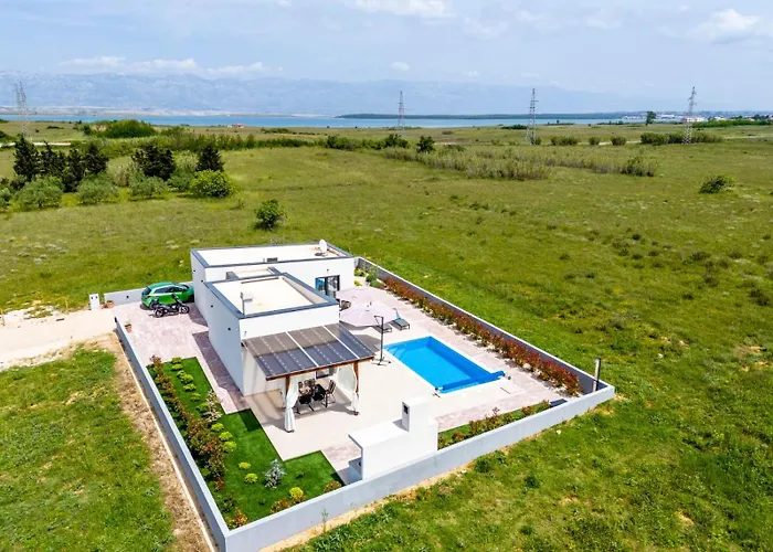 Вилла In With A Heated Pool And Complete Privacy - By Ta Leut Agency